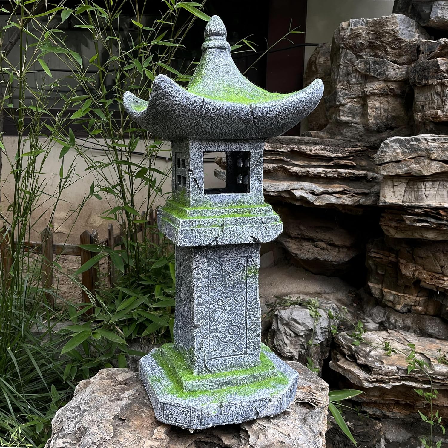 31.5''High Japanese Pagoda Statue Moss-Covered Retro Miniature