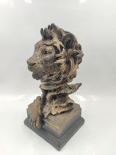 Load image into Gallery viewer, VINTAGIFT  Dignified Resin Lion Head Statues for Home
